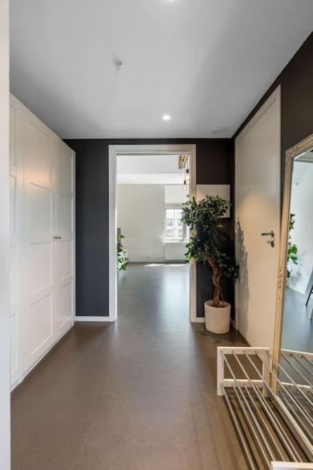 1-Roms Toppleilighet Pa Tangen/Bystranda Apartamento Kristiansand Exterior foto